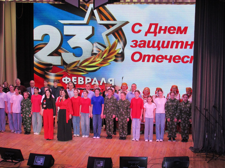 21 февраля, в районном Доме культуры прошел торжественный концерт «Во славу Отечества».. 21 февраля, в районном Доме культуры прошел торжественный концерт «Во славу Отечества»..